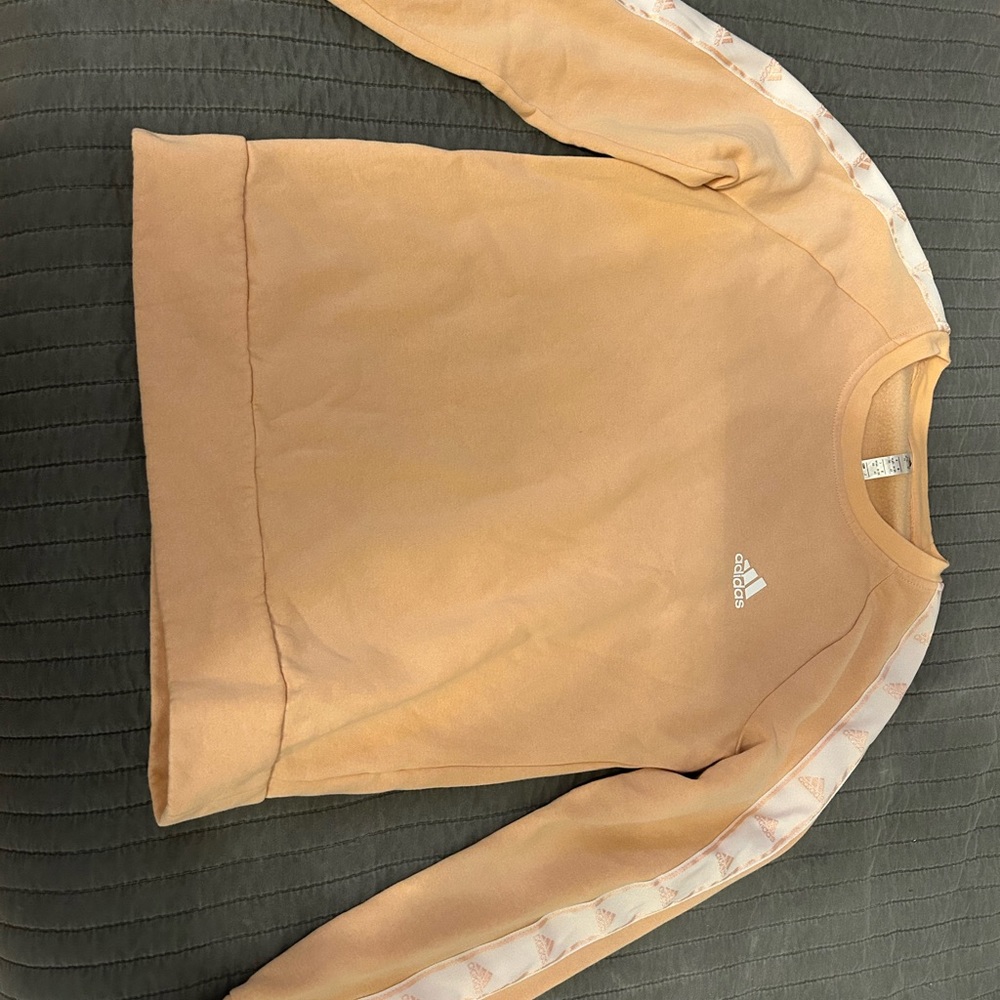 Women light pink adidas medium crew neck
